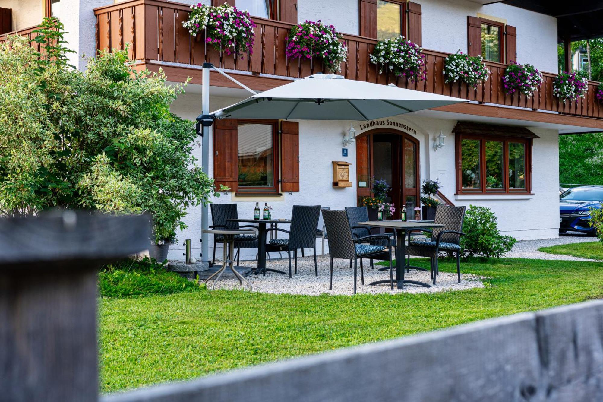 Hotel Garni Landhaus Sonnenstern Schoenau am Koenigsee Exterior photo